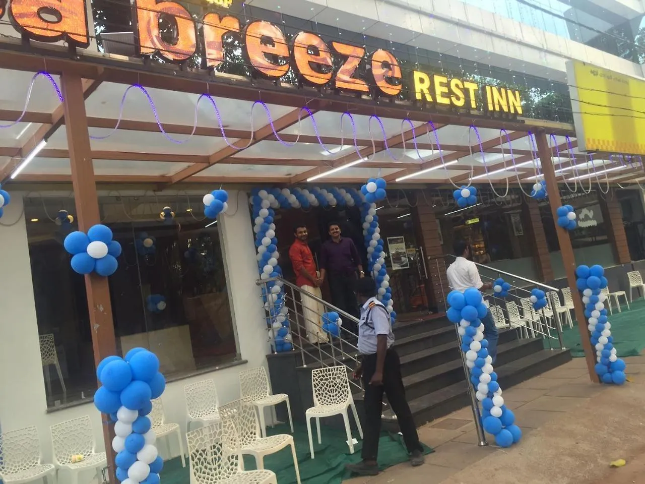 Seabreeze Rest Inn كانور فندق